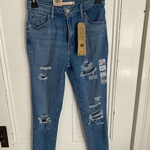 Levi’s High Rise Skinny Jeans